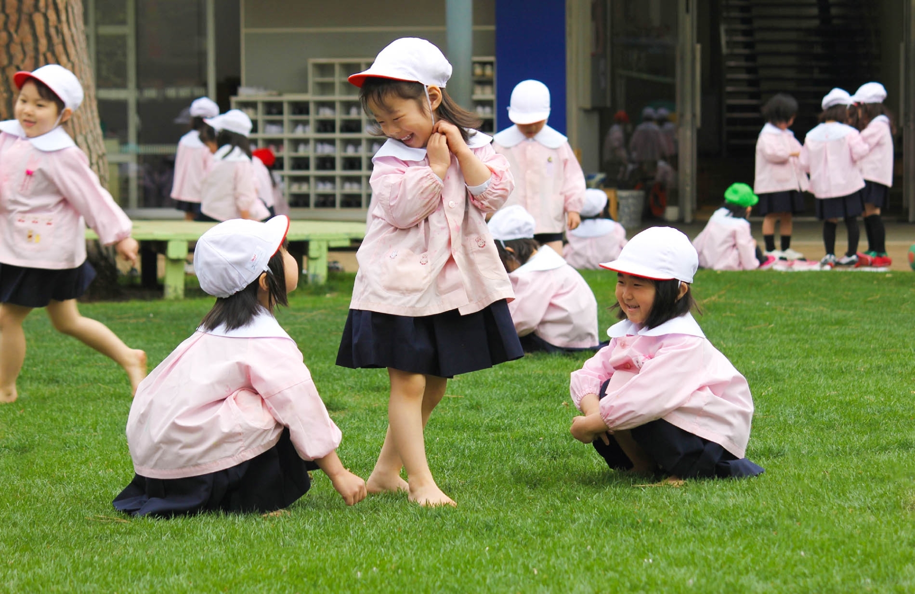 園案内 – やはた幼稚園